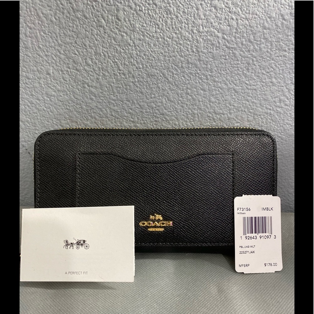 Coach pebbled wallet